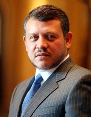 الملك يوعز بنقل كريمة وزير الداخلية في الحكومة الفلسطينية المقالة الى مدينة الحسين