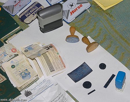 اشقاء عضوة في امانة عمان مزورين لتصاريح الخادمات