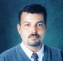 قانون الانتخاب يبدأ ببطاقة ويموت ببطاقة