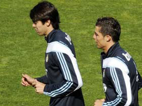 شاهد كيف استقبلت جماهير مالاجا رونالدو!