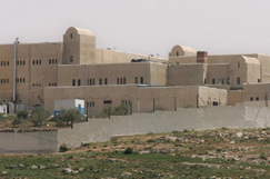 توقيف قاتل نسيبيه في سجن قفقفا 15 يوما على ذمة القضية