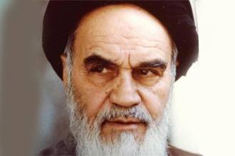 الخميني: الإيرانيون "أعظم من شعب الرسول" في صدر الإسلام