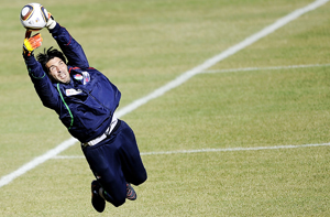 بوفون صمام امان وافضل حارس مرمى في العالم