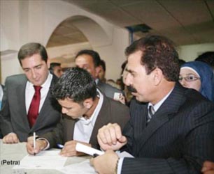 الرفاعي للشباب: "صوت النائب تحت القبة يجب ان يكون صوتكم وليس صوته فقط"