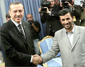 أردوغان: انتقاد تركيا لتقربها من العرب ''دعاية قذرة''