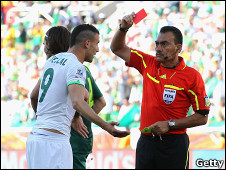 في مباراة شهدت حالة طرد لغزال..سلوفينيا تفوز على الجزائر بهدف