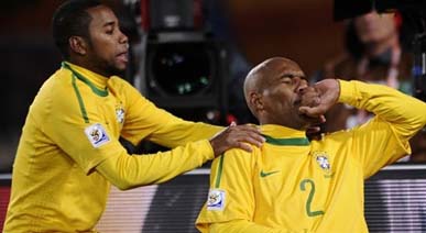 البرازيل تصوم شوطاً وتهزم كوريا الشمالية بهدفين لهدف في الشوط الثاني