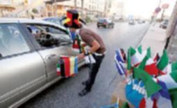 وقف مخالفة رفع الأعلام على السيارات يعيد البهجة إلى مشجعي المونديال
