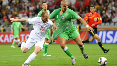 ثعالب الجزائر شرفوا العرب أمام إنجلترا