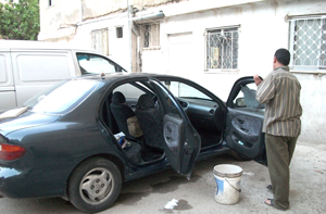 النيل يغسل سيارات عمان