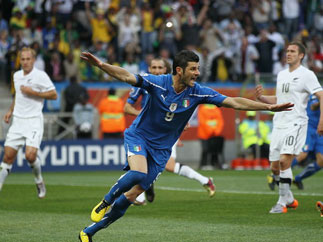 وتتواصل المفاجآت.. نيوزلندا تُوقع إيطاليا في فخ التعادل الإيجابي