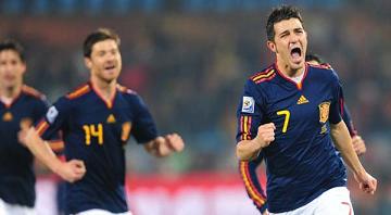 إسبانيا تهزم تشيلي بجدارة ليصطدمان بالبرتغال والبرازيل في دور الـ16