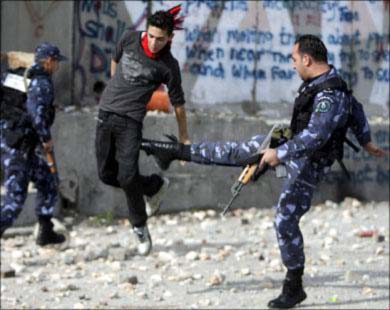 مسؤول عسكري إسرائيلي يشيد بدور أجهزة السلطة في التصدي للمقاومة