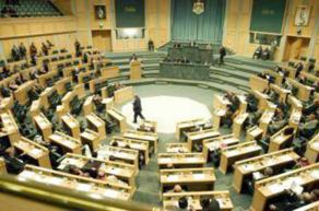 استطلاع : ثلثا نواب المجلس المنحل سيخوضون الانتخابات المقبلة