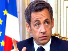 ساركوزي لعباس : أردوغان تمادى ولابد من إيقافه