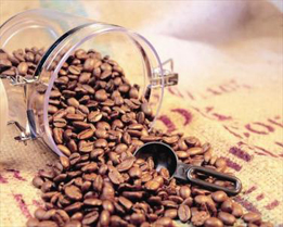 حماية المستهلك تدعو لكسر احتكار بعض تجار البن