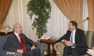 رئيس الوزراء يلتقي رئيس مجلس الاعيان ويزور "العرب اليوم"