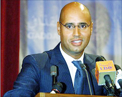 أحد أبناء القذافي على رأس قافلة ابحرت تجاه غزة