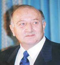 زيد الرفاعي يسعى لتشكيل كتلة برلمانية