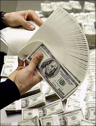 الاحتيال على عربيين بـ 65 ألف دولار