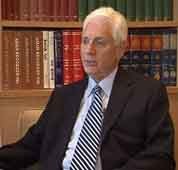 غضب إسرائيلي بعد طرد سفيرها من مطعم في القاهرة