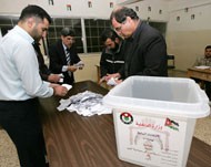 اليسار والقوميون يجرون محاولة أخيرة للخروج بموقف موحد من الانتخابات اليوم