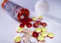 الافتاء: لا يحل للأطباء وغيرهم أخذ الهدايا من مندوبي الشركات