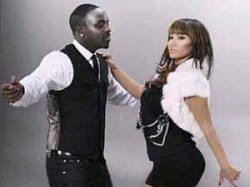 ميليسا وأكون يتعرضان للخطف بالأردن