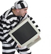 سرقة 5 شاشات كمبيوتر من بلدية السلط