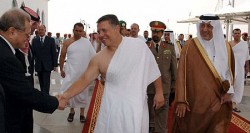 الملك يتوجه لأداء العمرة الأحد ويلتقى العاهل السعودي