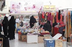 الأحمد: توظيف نساء بمهنة كاشيرات يعتبر من "الحرام.."