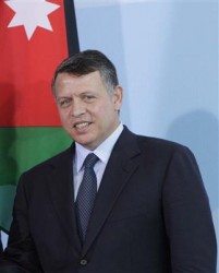 الملك يغادر الى البحرين ويزور الكويت الاربعاء