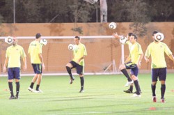منتخبنا الكروي يستأنف تدريباته استعدادا لغرب اسيا