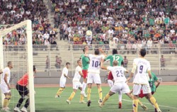 الوحدات يحلق بالصدارة والمنشية بطل الجولة