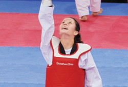 دانا حيدر: علاقتي بالطبخ تقتصر على التمتع بالزهرة باللبن