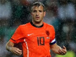 فان دير فارت يُكذب مدربه الجديد وينفي عرض البافاري لضمه