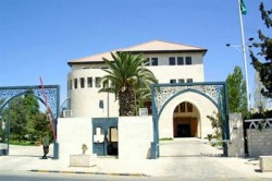 مجلس الوزراء يقرر اعادة 39 معلما احيلوا على الاستيداع