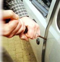 لص يحرم العقبة من صحف اليوم