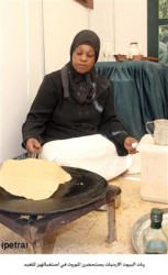 ربات البيوت الاردنيات يستحضرن الموروث في استقبالهن للعيد