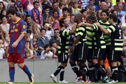 برشلونة يسقط على أرضه لاول مرة !