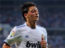 رونالدو مثل الطفل الباكي وكارفاليو بطل بالصدفة