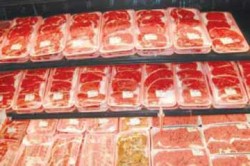 تعليق استيراد لحوم الدواجن من إسرائيل والأراضي الفلسطينية