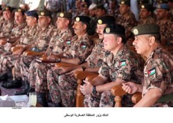 الملك يزور المنطقة العسكرية الوسطى