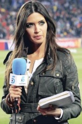 خطيبة "كاسياس" تهاجم كريستيانو وتصفه بالأنانية