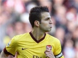 فابريجاس يطمئن جماهيره: لا تقلقوا سأعود بعد أسبوعين