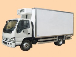 ضبط سيارة بداخلها 1600 كغم لحوم فاسـدة في طريقها إلى عمان