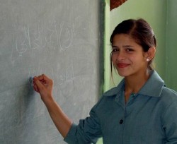 فتاة تستعيد السمع والنطق بعد 14 عاما في الكرك