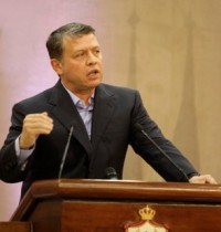 الملك يزور محافظة عجلون ويلتقي وجهاءها