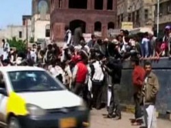 هجوم يستهدف سيارة دبلوماسية بريطانية في صنعاء