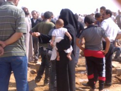 حتى المقابر لم تسلم من التسول